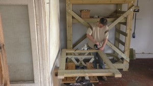 homemade-scaffolding-00062