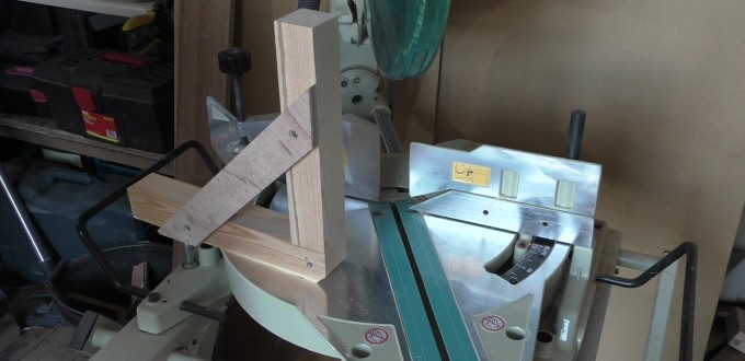 Simple and Cheap Corner Clamps